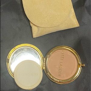 Estée Lauder after hours compact Lucidity.